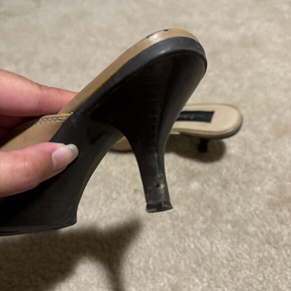 Tan leather kitten heel mules 5.5 - Picture 7 of 8